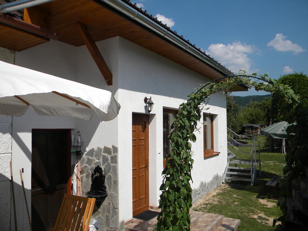 Penzión Anika Krasnohorska Dlha Luka Exterior foto